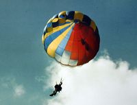 Aeroconical round parachute